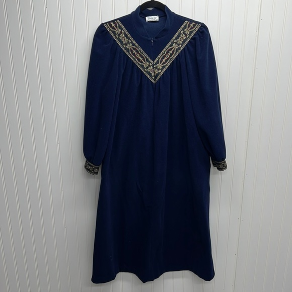 Vintage Vanity Fair velour‎ house coat